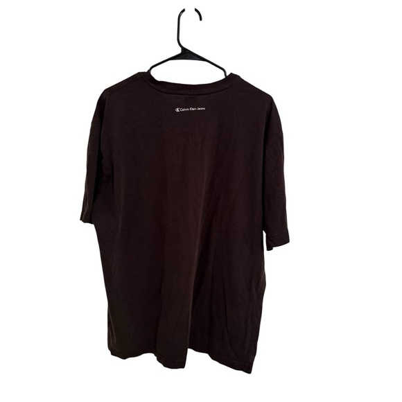 Calvin Klein Jeans Brown V Neck Logo Tee Size XL Y2K - Picture 3 of 3